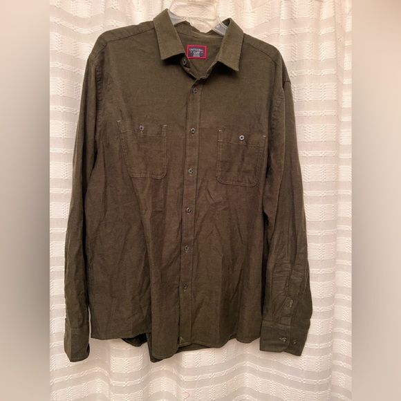 Untuck it shirt - Picture 1 of 12